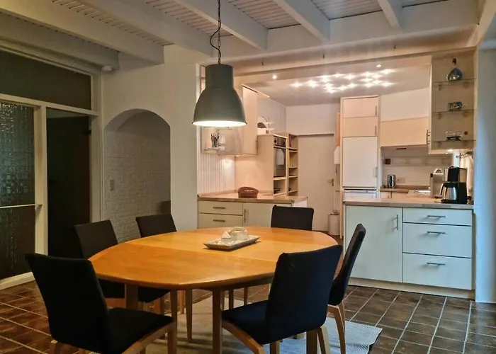 Nyaraló Grosszuegiges Ferienhaus Im Gruenen